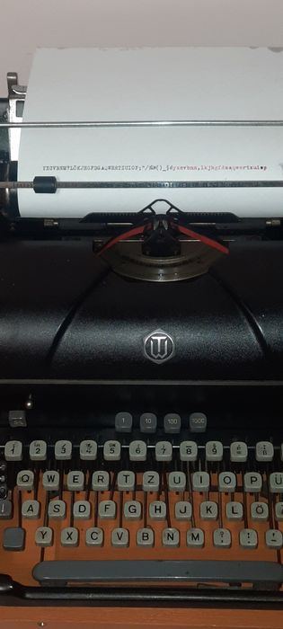Mașină de scris Torpedo 1952 impecabilă