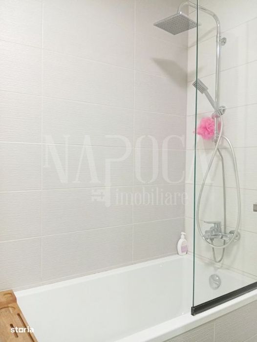 Apartament 4 camere de vanzare in Universitatii Oradea, Oradea