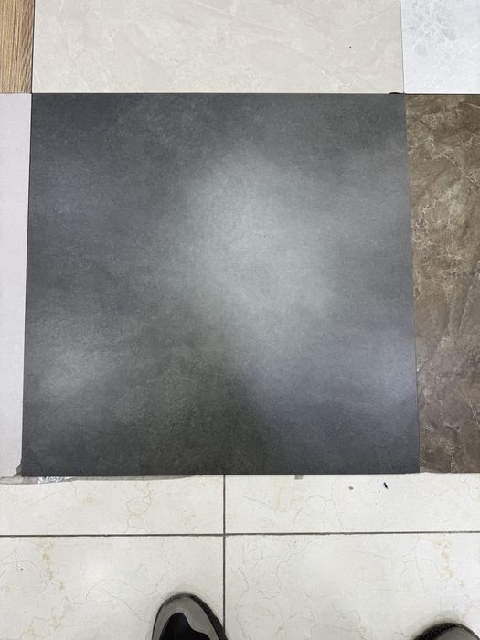 Mattiviy va glyansiviy keramagranit kafelllar optom narxlarda