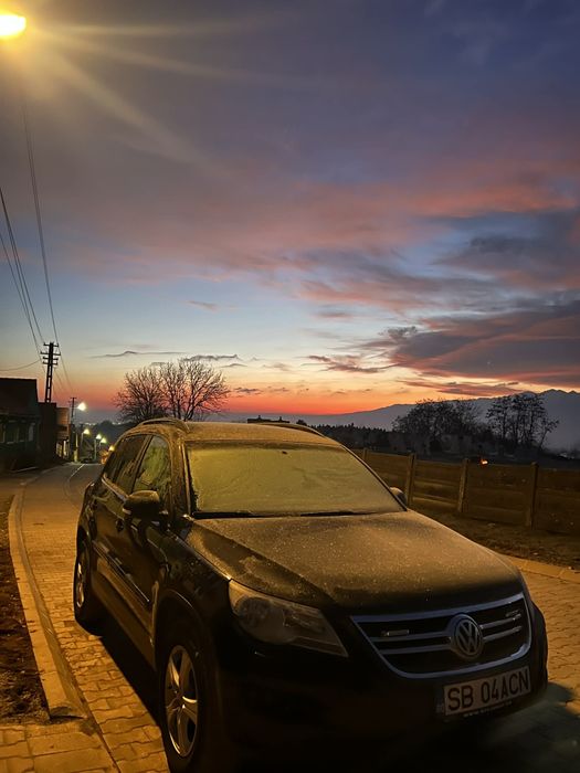 Vând VW Tiguan Off Roud 2.0 TSI 4Motion Track & Field, an fabricație 2010, cutie automata, 170 cp.