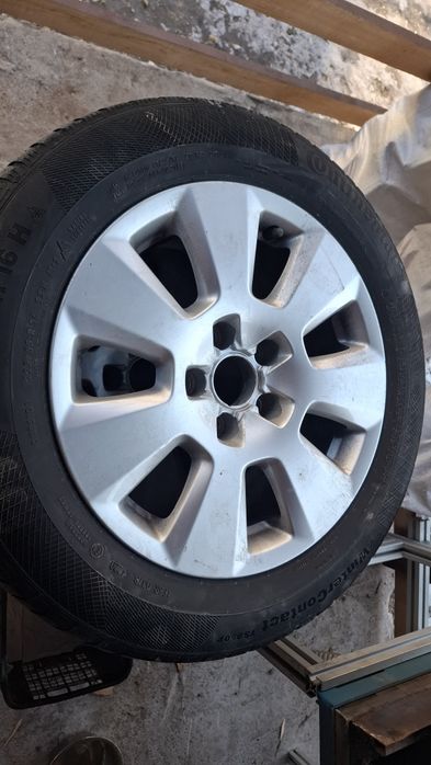 Vând jante cu tot cu cauciucuri