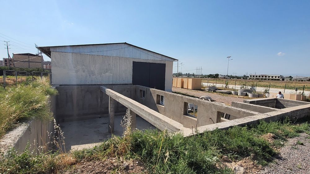 24sotix maydonda joylashgan 1050m2 tayyor obyekt. Istalgan maqsadlarga