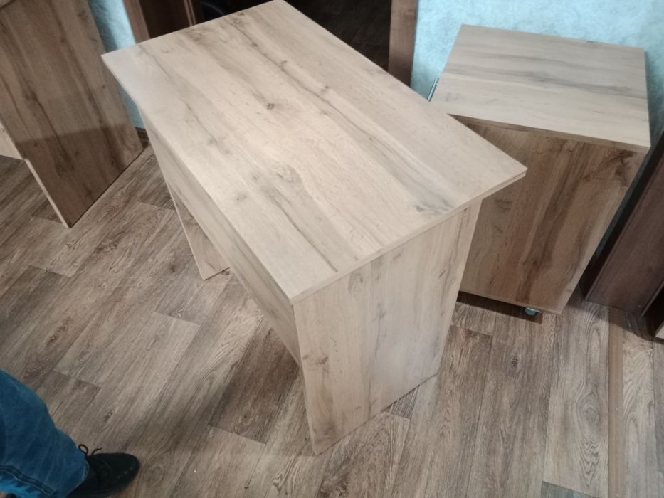 Продам стол в отличном состоянии