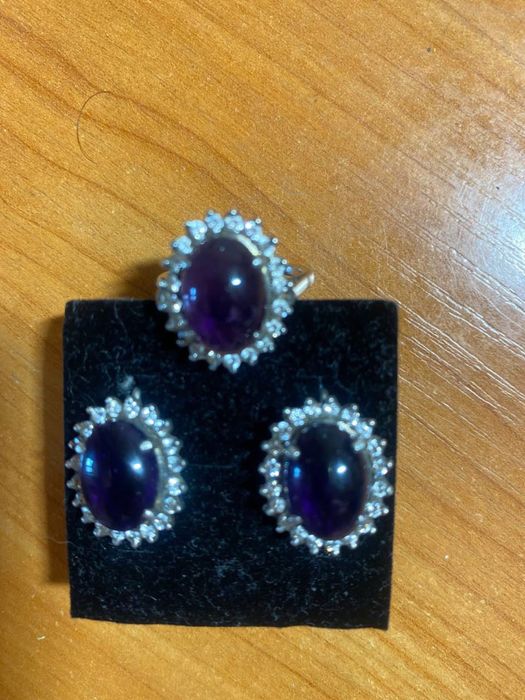 Продам комплект , серебро с натуральными аметистами, винтаж