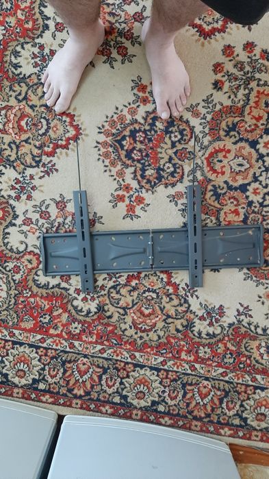 Продам крепление на стену под телевизор