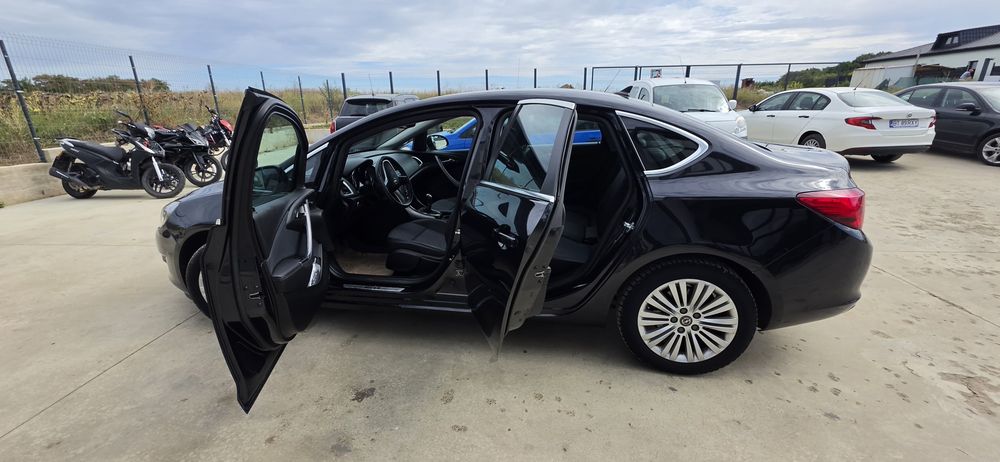 OPEL Insignia 2014 — imagine 5