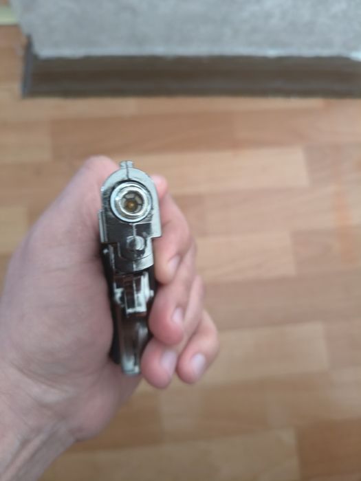 Зажигалка - пистолет Beretta