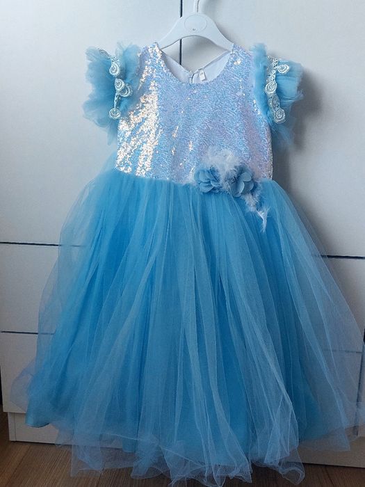 Пышное детское платье