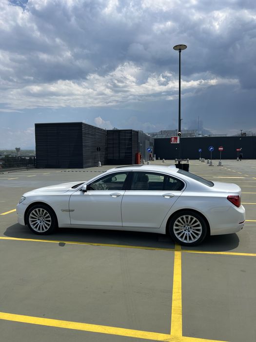 BMW Seria 740 xdrive-2014