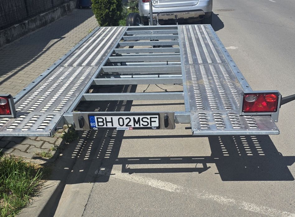 Vând trailer,platformă auto Blyss