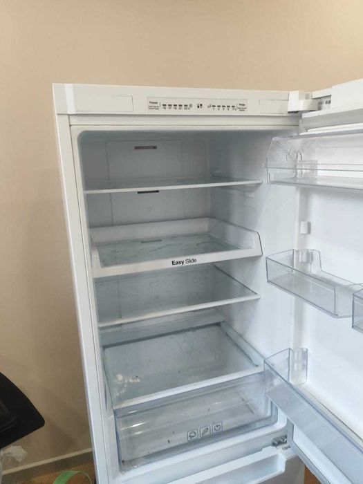 Холодильник Samsung