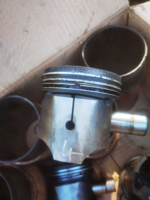 Ризи и бутала УАЗ