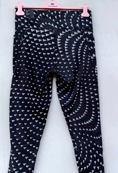 Adidas оригинален дамски клин нов Л размер