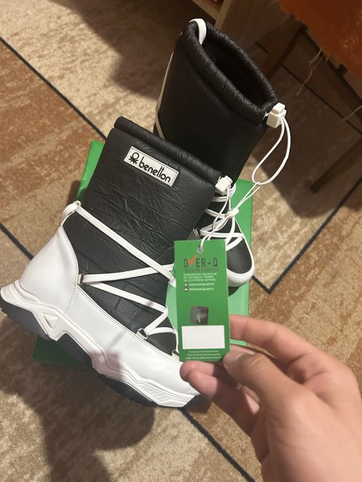 Дамски зимни ботуши