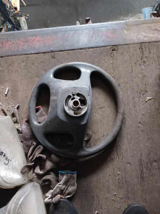 Руль Вольво S40 привозной