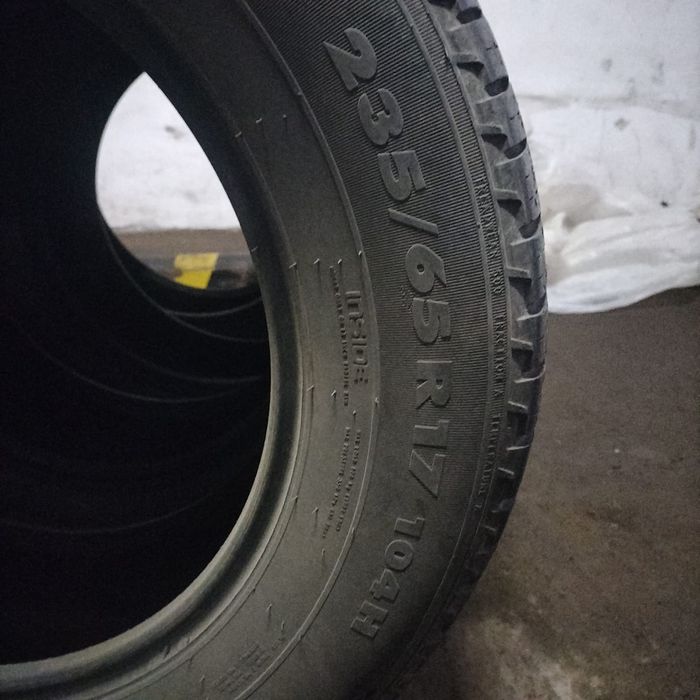 Продам б/у  шины