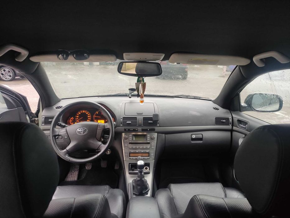 Vand Toyota Avensis