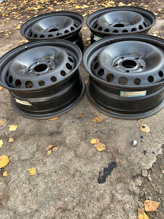 4бр. железни джанти 15", 5х114.3, 66.1 - Renault