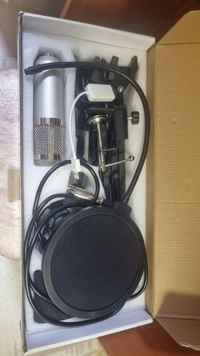 Микрофон профессиональный