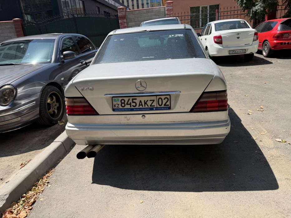 Мерседес Е320 продам