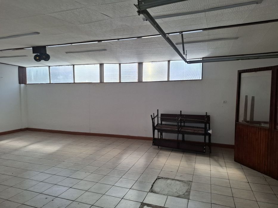 Garaj de depozitare in zona Bucureștii Noi
Suprafata este