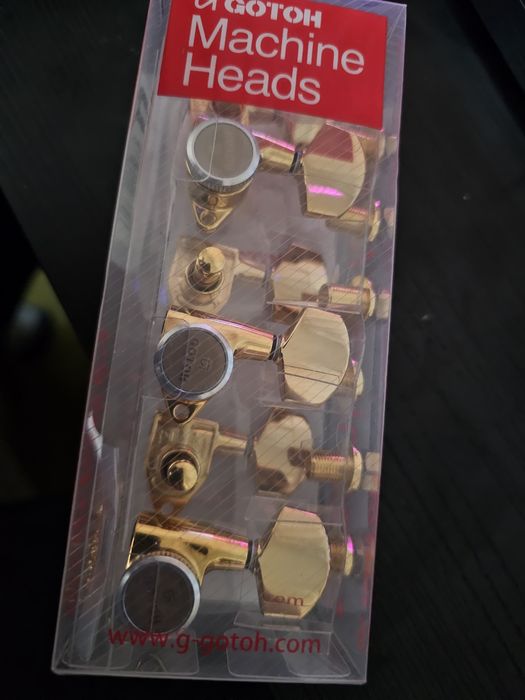 Gotoh tremolo, locking tuners, locking nut, emg 81