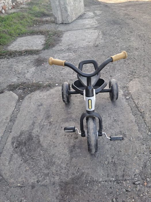 Продам детский велосипед трехколесный