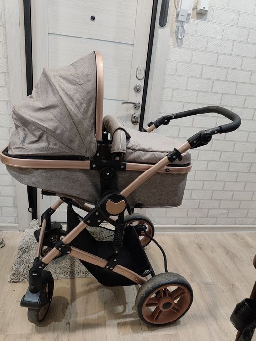 Продается коляска