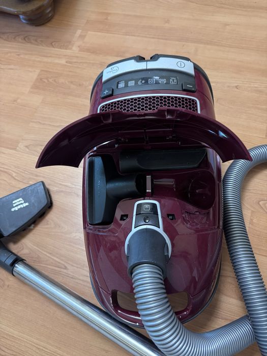 Aspirator Miele C3