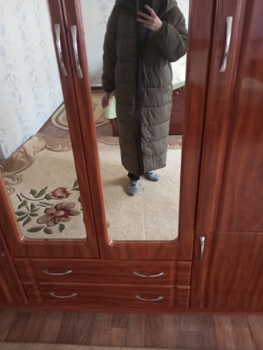 Зимний женский пуховик