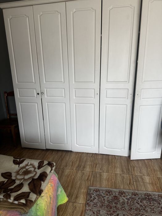 Спальный гарнитур отдам даром