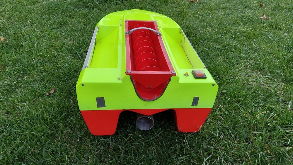 Лодка за захранване