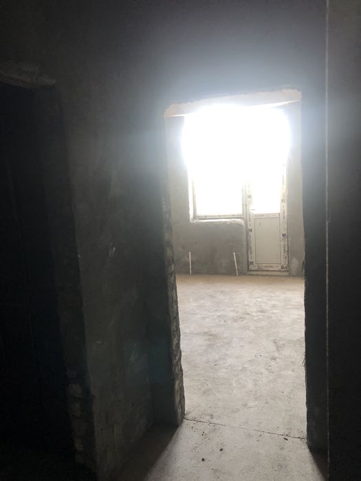 Продается квартира в новостройке в 5/3 напротив туйхона Таббасум