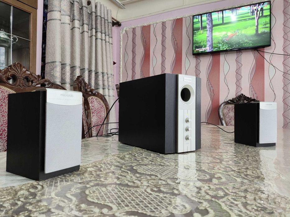 Orginal microlab 2.1 sistema sotiladi aybi yo‘q