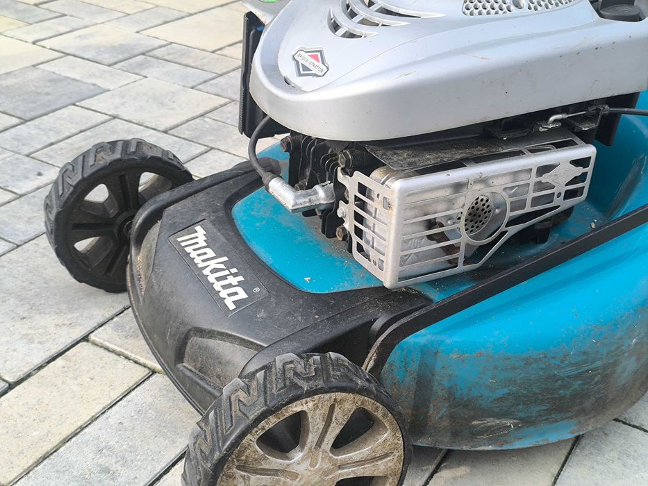 Косачка за трева Makita