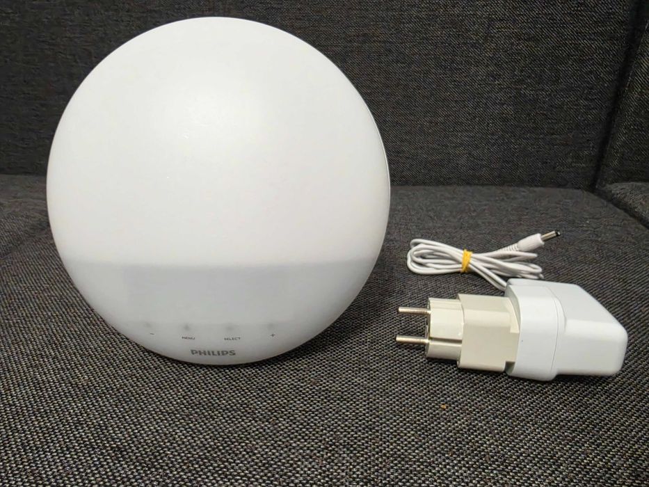 Ceas cu alarma si lampa cu radio FM Philips SmartSleep Wake-up Light HF3519