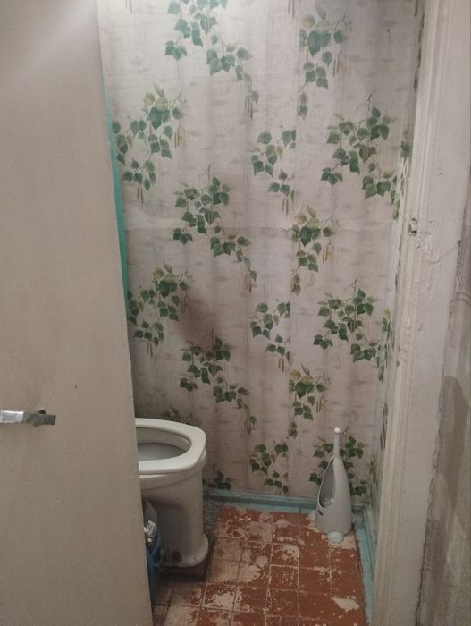 Сергели Спутник 8 2/2/2 дом двух подъездный, деревянный