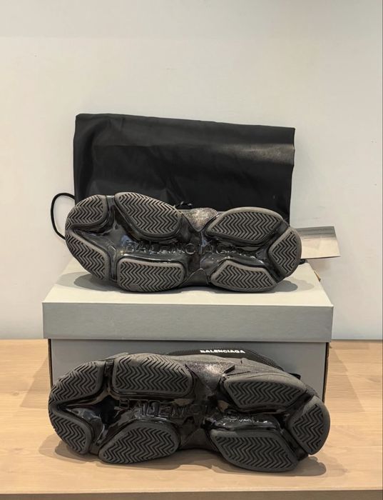 Adidasi “Balenciaga Triple S Black” (Sigilat)