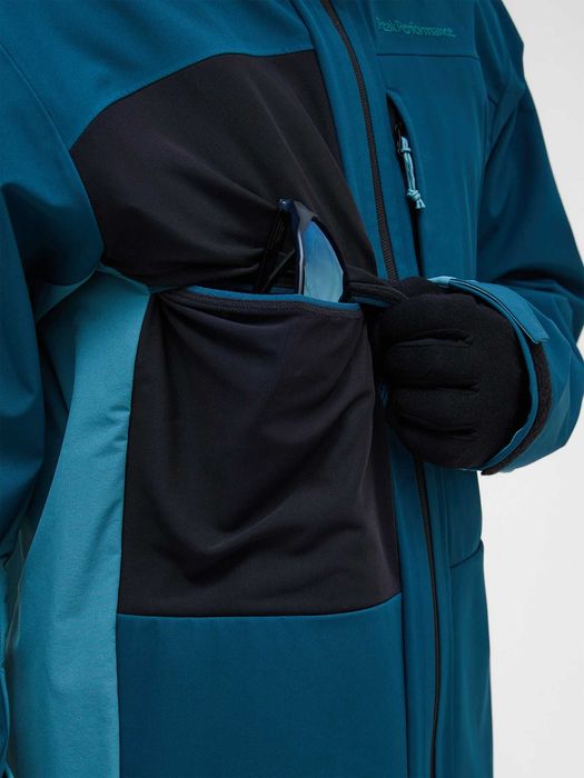 Peak Performance яке и панталон за зимни спортове - размер Л