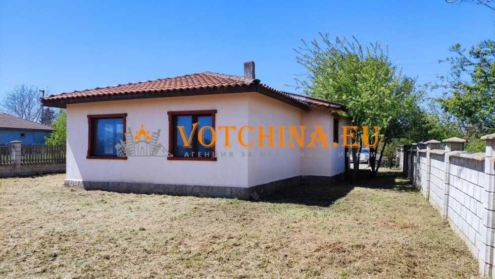 Продава се къща в село Селце,област Добрич