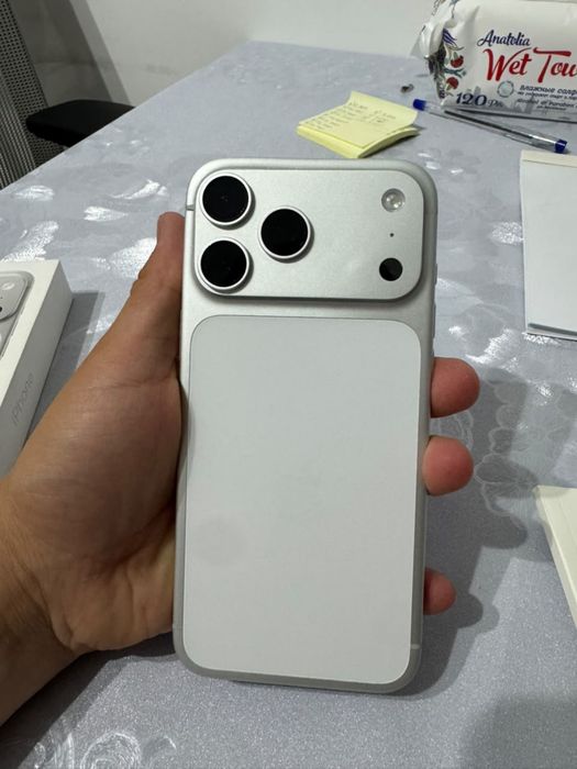iPhone 17 Pro Max 256 ГБ eSIM
