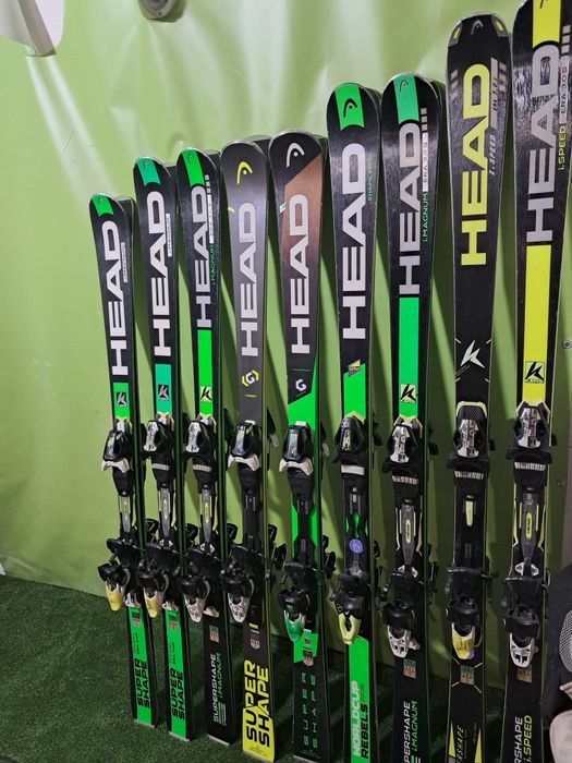 Ски по договариане