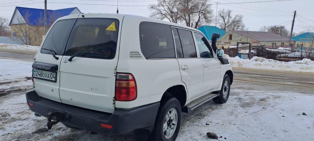 Toyota Land Cruiser 100