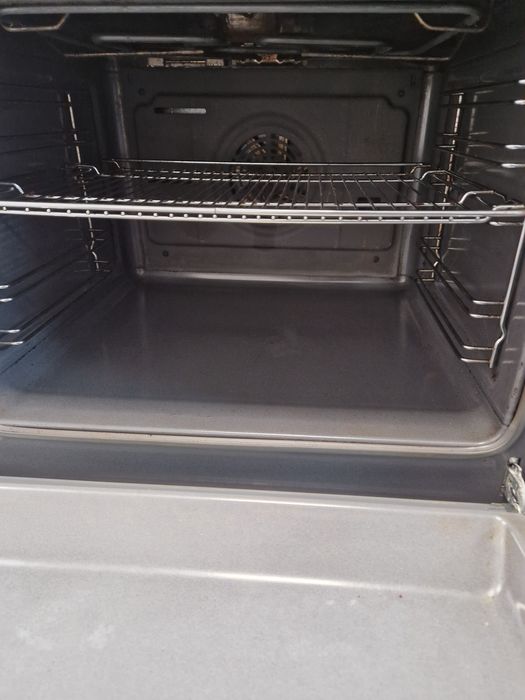 Фурна за вграждане Bosch A+ 69 литра