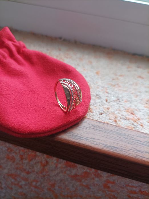 Tilla uzuk pr 585 rassiya .yangi 1.46 gr