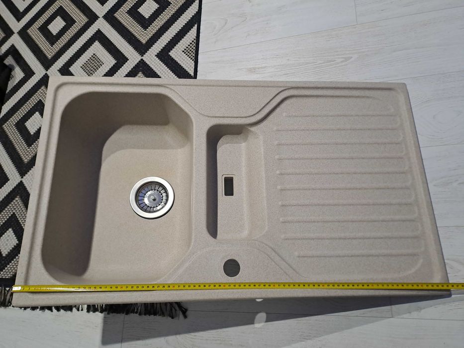 Chiuveta de bucatarie.