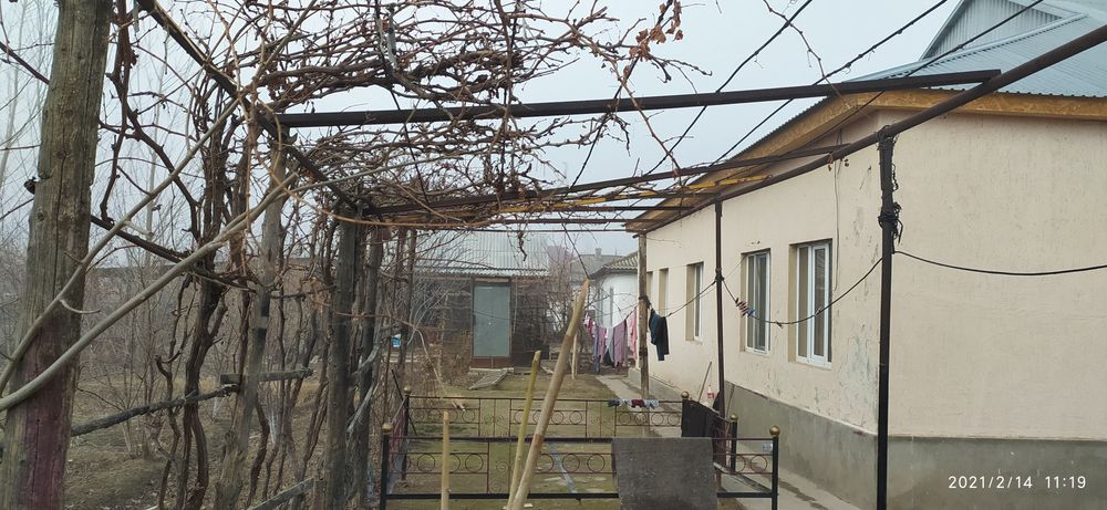 Дом продается со всеми удобствами