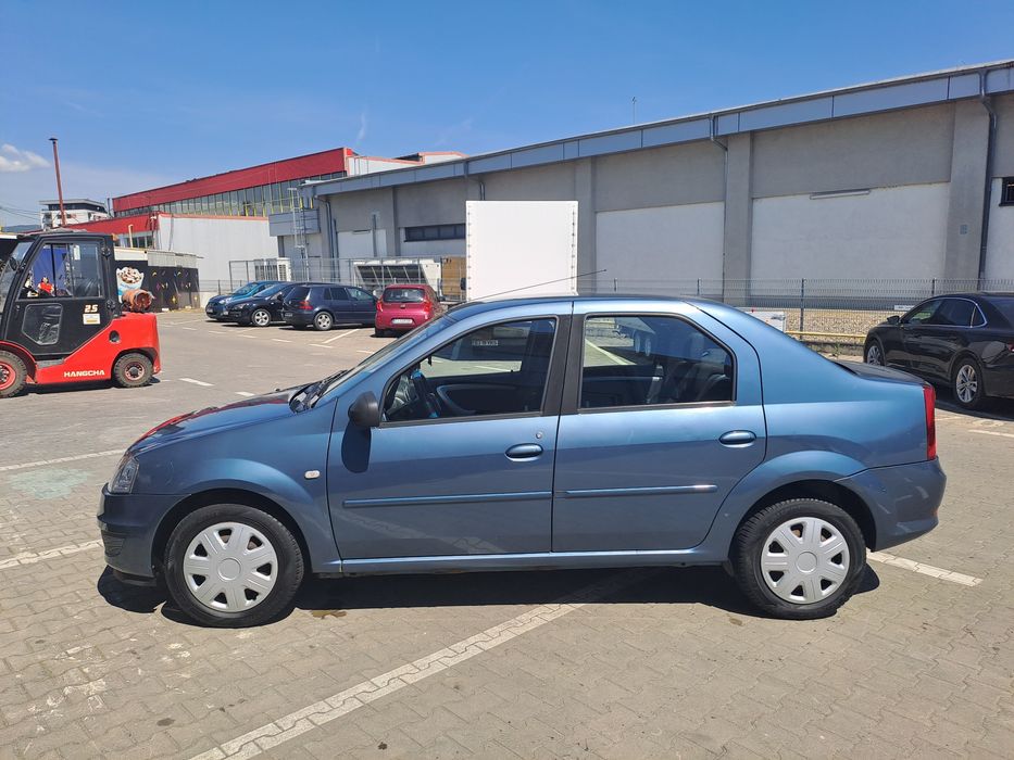 Dacia Logan 2011
