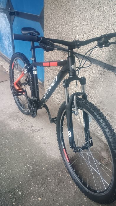 Шосеен велосипед CARVER