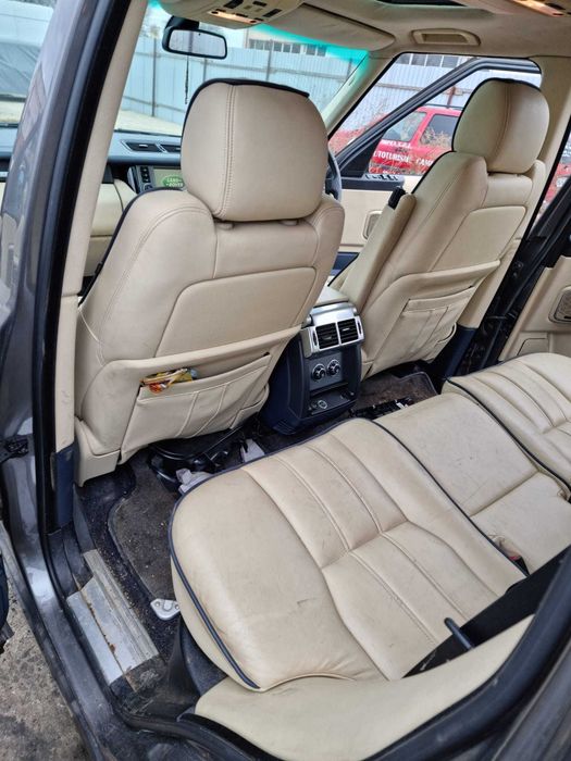 Dezmembrez piese Range Rover Vogue L322 3.6 3.0 diesel GARANTIE 1 AN